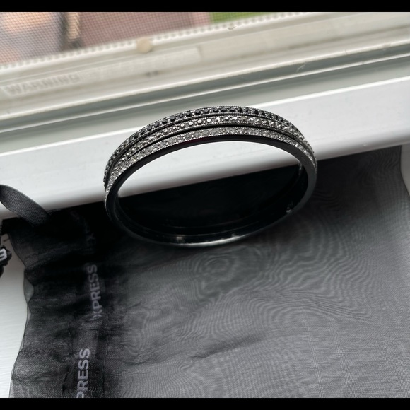 Express gunmetal silver rhinestone bangle set - Picture 2 of 4